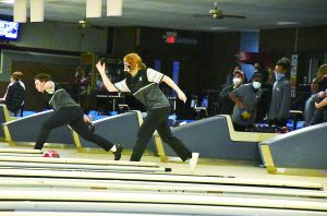 Senior Wildcat Beth Mason rolls during a match vs. Mount Healthy Jan. 12. Photo by Sandy Minor