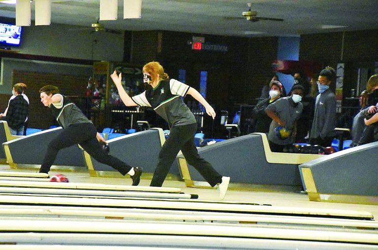 Senior Wildcat Beth Mason rolls during a match vs. Mount Healthy Jan. 12. Photo by Sandy Minor