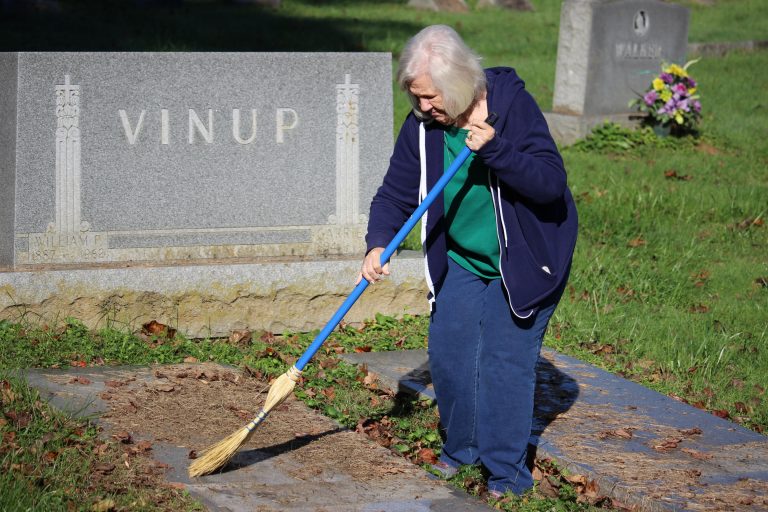 cemetery cleanup