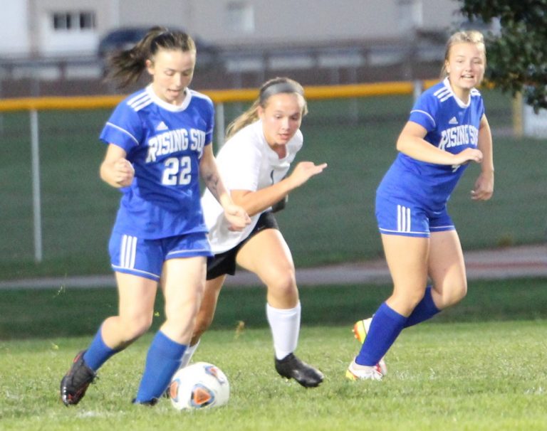 RS girls soccer