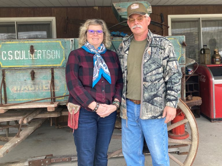 antiques closing