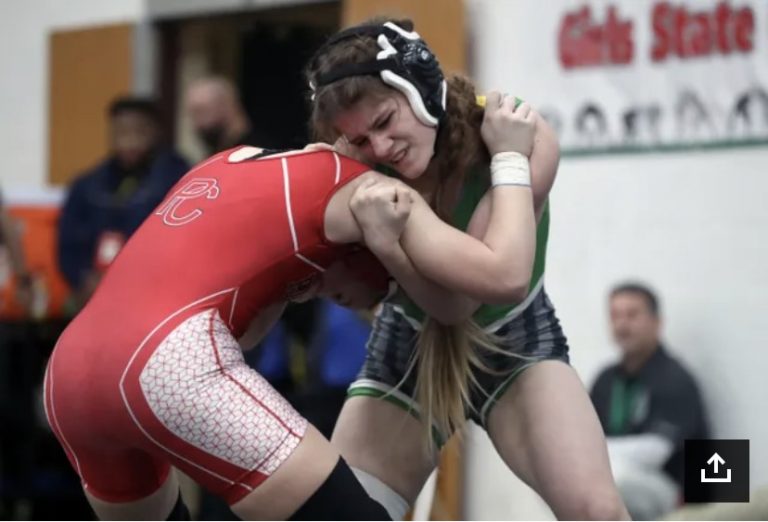 girls wrestling